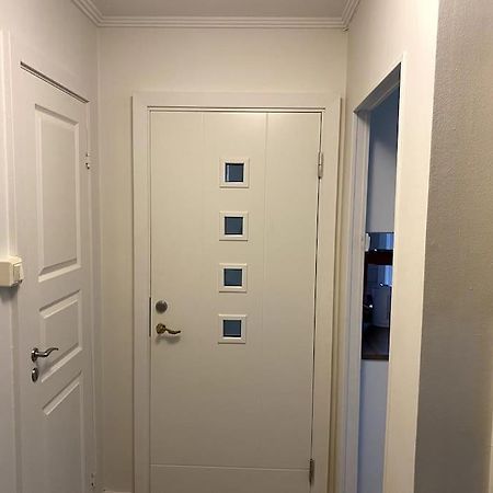 Lovely 2 Bedroom Apartmen With Free Parking Bergen Exteriör bild