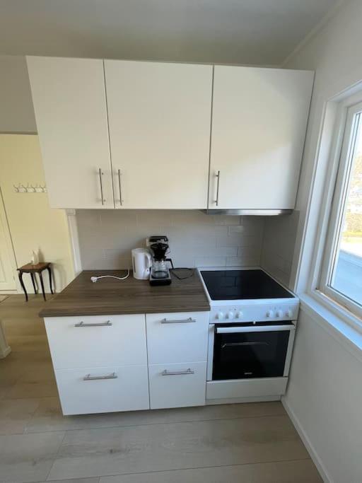Lovely 2 Bedroom Apartmen With Free Parking Bergen Exteriör bild